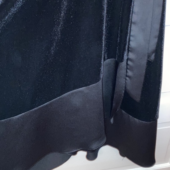 DKNY Black Velvet Satin Trim Dress black size 12 - Picture 5 of 8